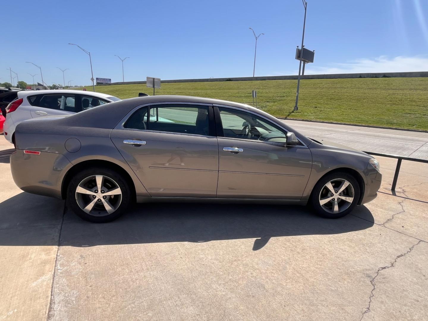 2012 GRAY CHEVROLET MALIBU (1G1ZC5E49LF) , located at 8101 E. Skelly Dr., Tulsa, OK, 74129, (918) 592-3593, 36.121891, -95.888802 - Photo#3